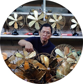 Mr Ling repairs Mr Ling repairs
